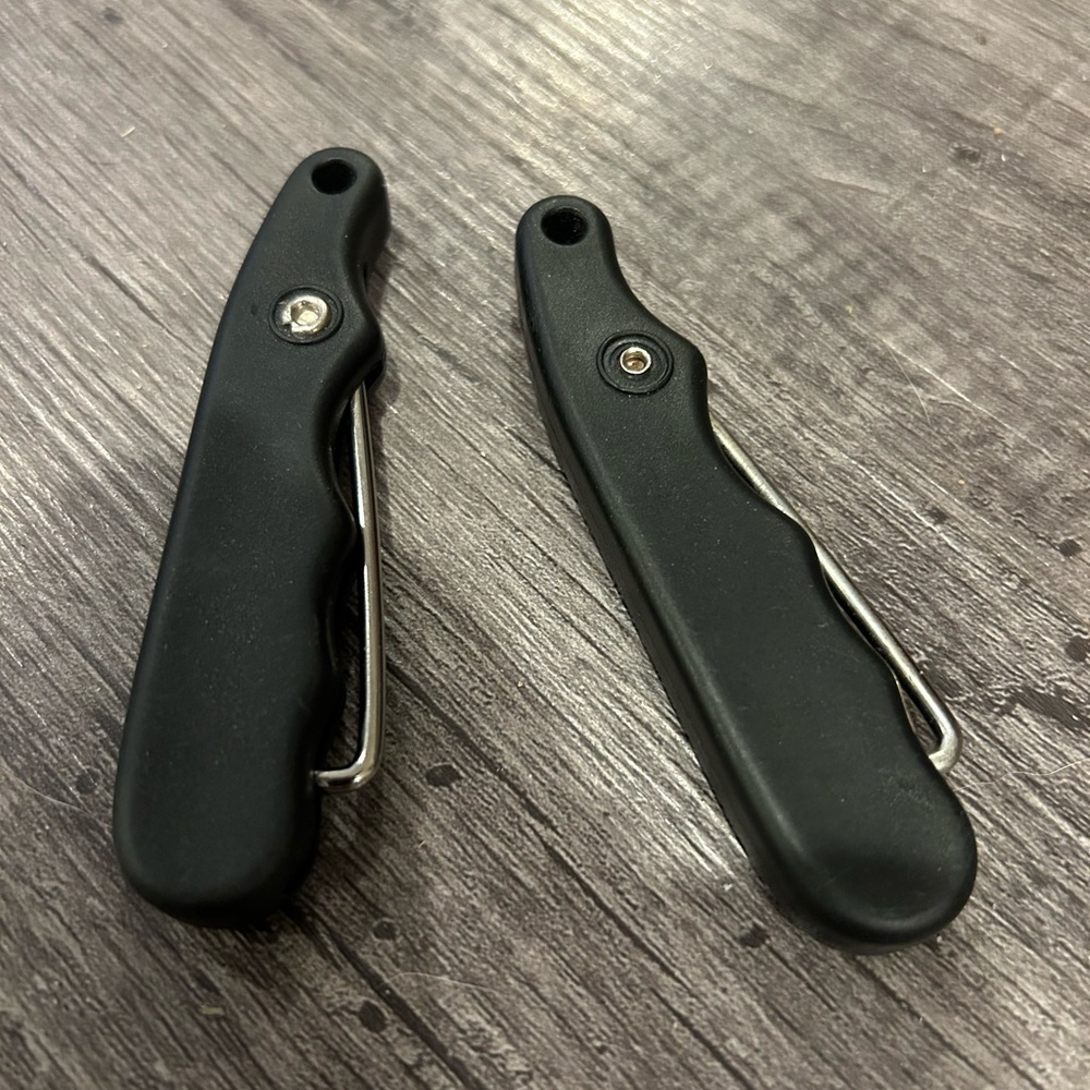 Skate lace hook. For tightening skates. 2 pack. Like new.